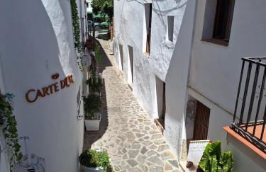 La Covacha - unique town house with exclusive pool and garden in the heart of the Village - Foto 34