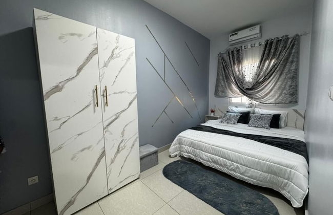 Sofana Residence - Photo 2