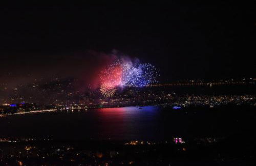 Villa Ormarine, vue exceptionnelle sur la baie de Cannes et le Mercantour - Foto 53