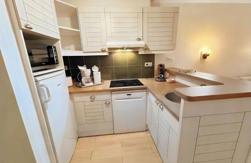 Cottage avec Parking gratuit - piscine et jeux - Foto 7