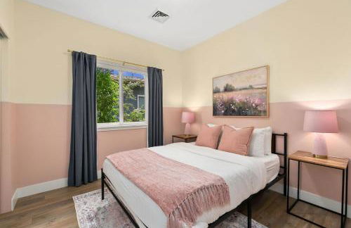 Contemporary Gem - Rooftop Deck & Private Hot Tub! - Foto 20