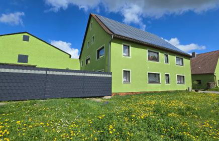 Monteur & Ferienapartment Leidenberger Parkplatz WLAN Kinderspielzimmer - Photo 36