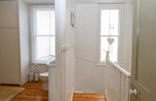 Shipwrights Cottage - Photo 20