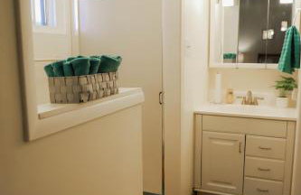 Hot Air Balloon Haven, Hot Tub, King Bed, Office, Foosball, Bball - Foto 23