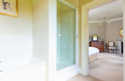 Manor Estate - Two Accommodation Wings - Sleeps 14 - Foto 25