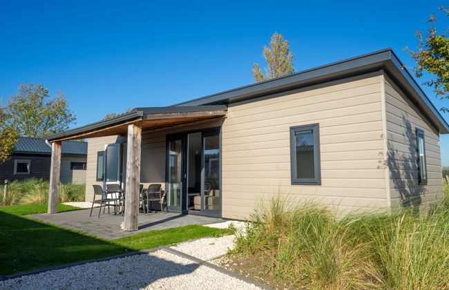 Pavilion 5 - Photo 1