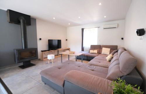 beautiful provencal mas with pool in barbentane, close to avignon, sleeps 8. - Photo 70