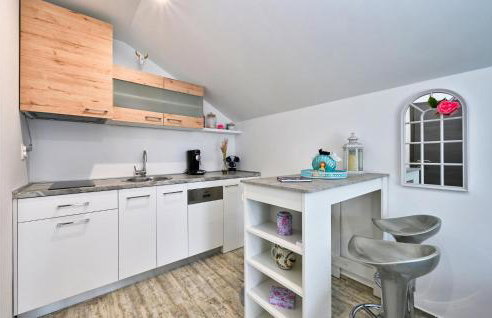 Beautiful Home In Dugo Selo - Foto 5