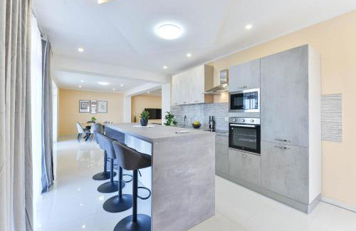 Apartment Holiday House Diana - Foto 16