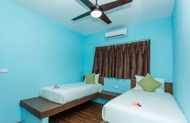 Blue West Villas - Photo 10