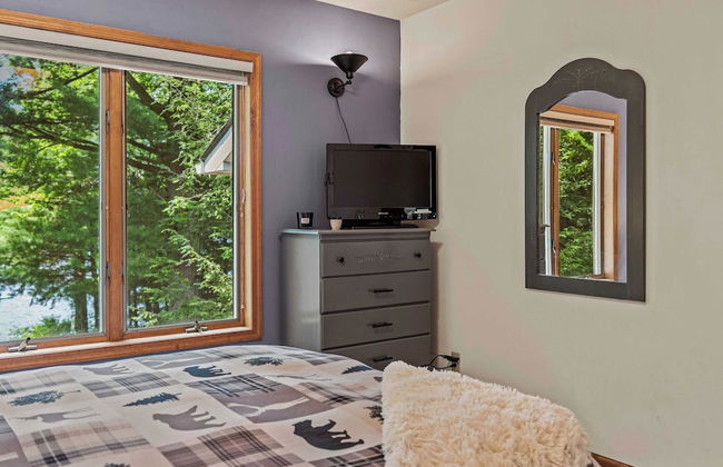 Tranquil Waterside by Avantstay Lakefront + Dock, Game Room, Views - Foto 29