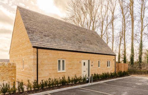 Maple House - Photo 38