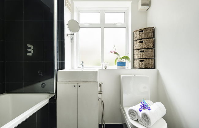 Bright and Spacious Philbeach Garden Apartment - Foto 31