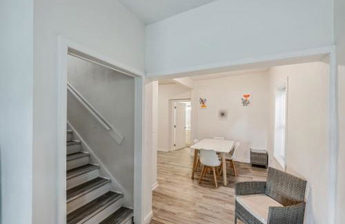 Quiet Family Home - Downtown, Pet Friendly, 4 Beds - Foto 6