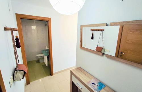 Manuela Nogales Apartments! - Photo 36