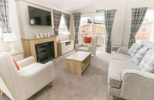 Little Gem Lodge with Hot Tub - Foto 3