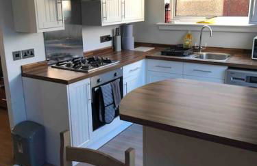 Cosy Home with Free Parking Near Edinburgh St Andrews M90 & Amazon - Foto 14