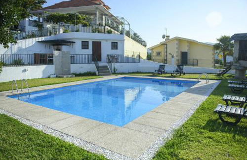 Majestic Villa in Amarante with Private Pool - Foto 1