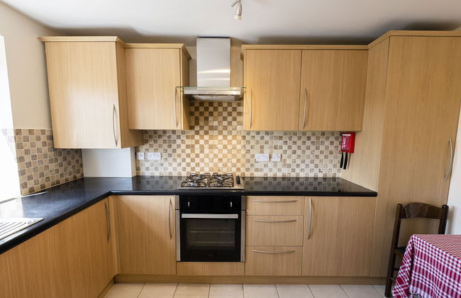 Immaculate 2-bed Apartment in Isleworth by River - Foto 9