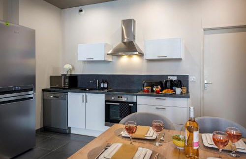 Wi-Fi - Netflix - Spacieux - Centre-ville - CASA SERENIA - Foto 8