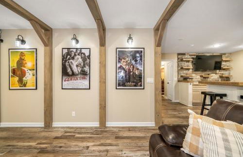 Spacious Country Farmhouse Retreat, Sleeps 16, Pool, Movie Room - Foto 73