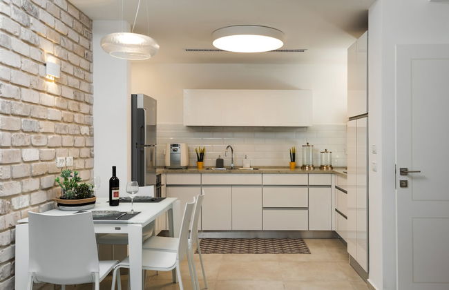 Contemporary & Texture-Rich Hideaway - Foto 11