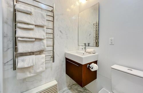 Shared Yard Space! Garden-Level Unit in Bed-Stuy - Foto 16