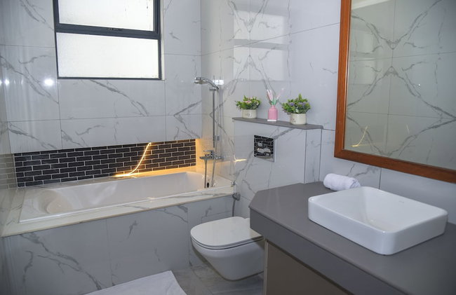 Mira Heights Suite & Conferencing - Photo 20