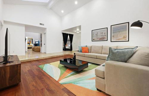 Hot Tub with A View and Large Back Deck & Game Room - Foto 12