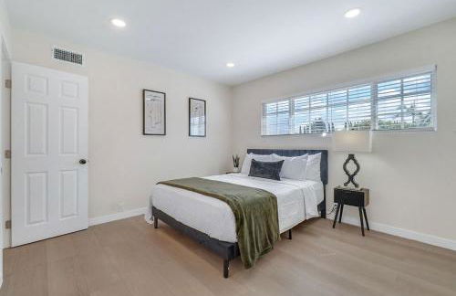 Hey I Am Adriana On The Block Pool BBQ - Foto 39