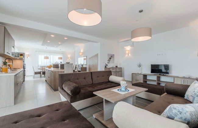 Stylish Villa With Private Pool and Terrace - Foto 22