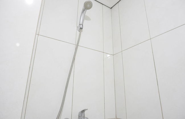 Minimalist And Cozy Studio Room At The Nest Puri Apartment - Foto 11