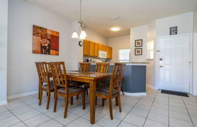 Cozy 3 BR w Private Pool - Foto 15