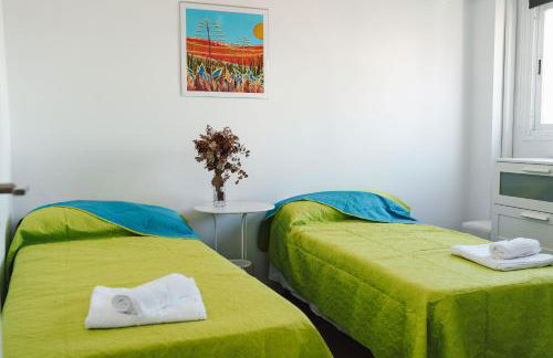 2BR Apartment with Free Parking in Almería City Center - Air Conditioning - Foto 20