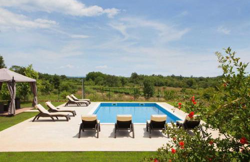 Villa Agnese, a charming pool villa surrounded by nature - Foto 32