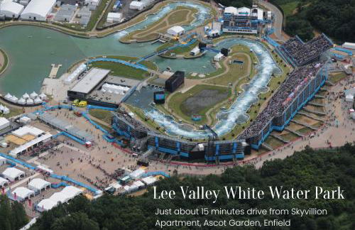 Skyvillion - COZY LARGE 4 & 1 Bed Apartments in London Enfield, Mins to Tube Station, Free Wi-Fi - Foto 75