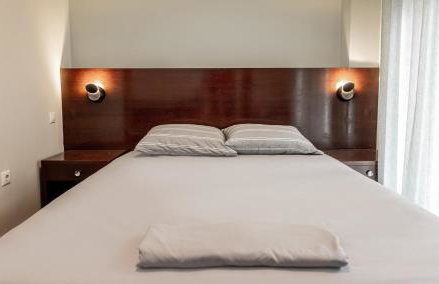 Spacious 3-bedroom apartment with WiFi, AC in charming Kalamaria - mountain view - Foto 11