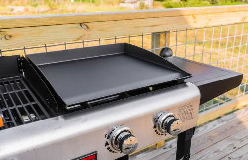 Faraway Geodome with Views - Photo 26