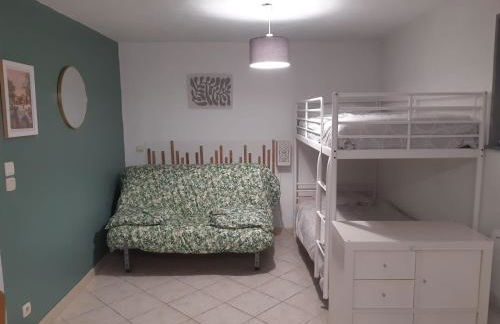 studio bas de villa, jardin et spa (été seulement) - Foto 2