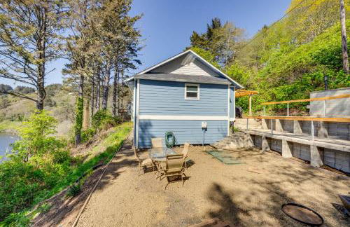 Walk to Winema Road Beach Home with Hot Tub! - Foto 24