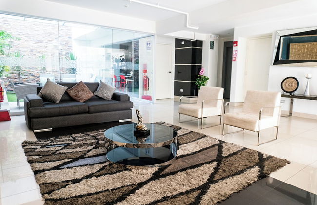 Petit Palace Apart Hotel Suites - Photo 2