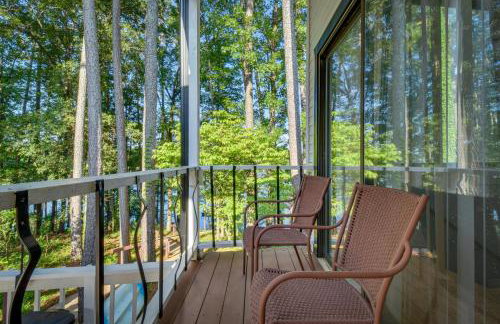 Waterfront Lake Hartwell Vacation Rental with Dock! - Foto 29