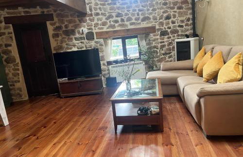 Casa Elvira en Salinas de Pisuerga - Foto 4