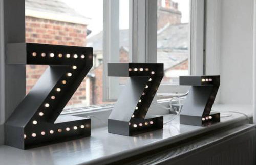 Large 2 Bedroom City Centre Apartment + Parking - Photo 30