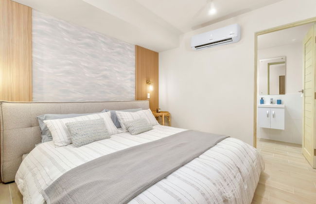 Surfside Beachfront Suites by Playa Caracol Resorts - Foto 48