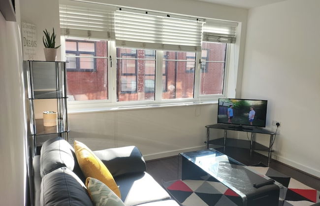 Central 2-bed Apt - Sleeps 4 - Parking & Wifi - Foto 11