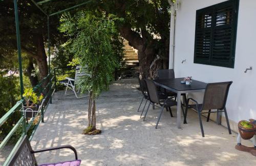 House B - with spacious terrace and beautiful view - Foto 5