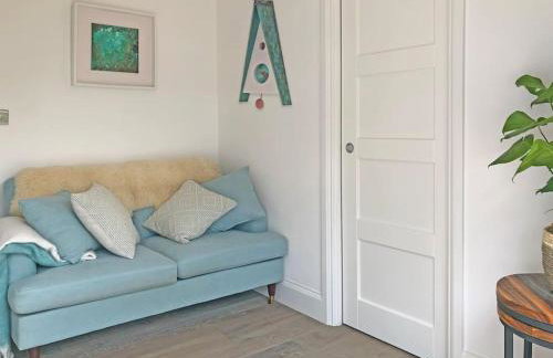 The Cuckoo's Nest - A Romantic & Peaceful Hideaway - Photo 4