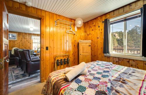 Private Hot Tub and Deck Riverfront Escape in Drake - Foto 11