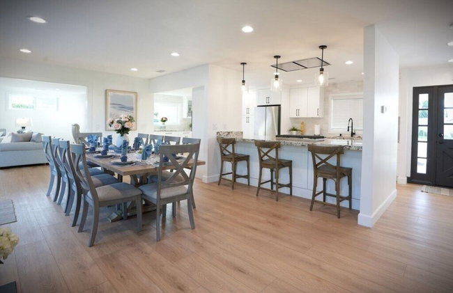 Awesome 5 Bedroom 3 Bath Pool Home With In-ground Jacuzzi - Foto 75